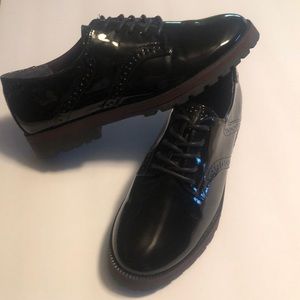 *Brand New* Patent Leather Saddle Shoes